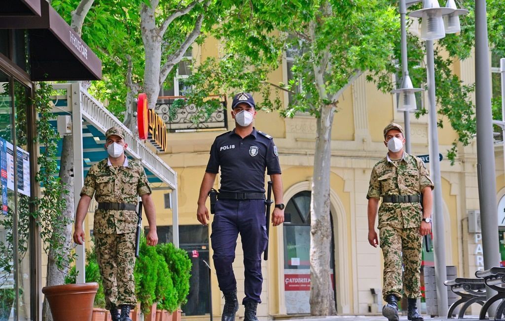 Azərbaycanda xüsusi karantin rejimi uzadıldı - YENİ QƏRAR