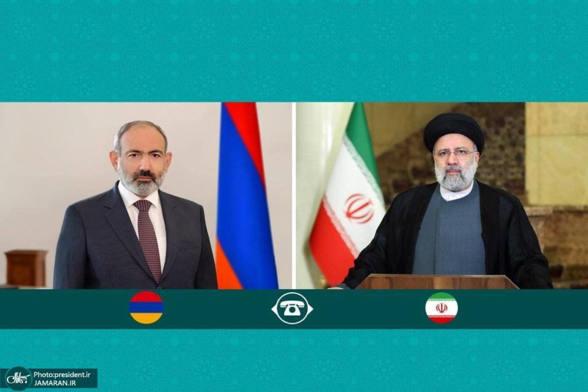 İran prezidenti Paşinyanla telefonla danışdı