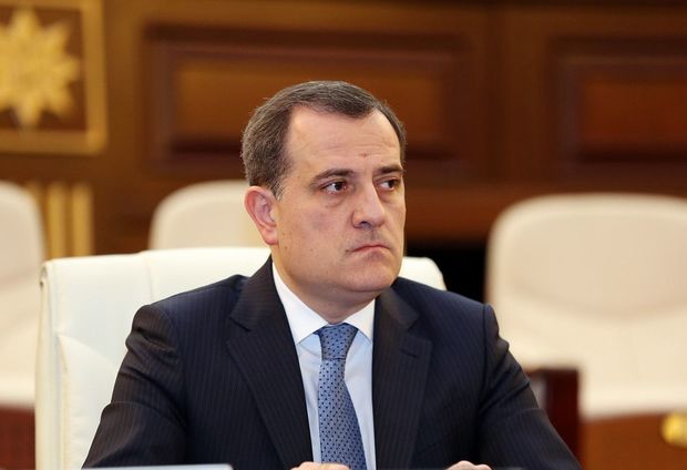 Ceyhun Bayramov: “Ermənistan sülh prosesini əngəlləyir və gecikdirmə taktikasına əl atır”

 