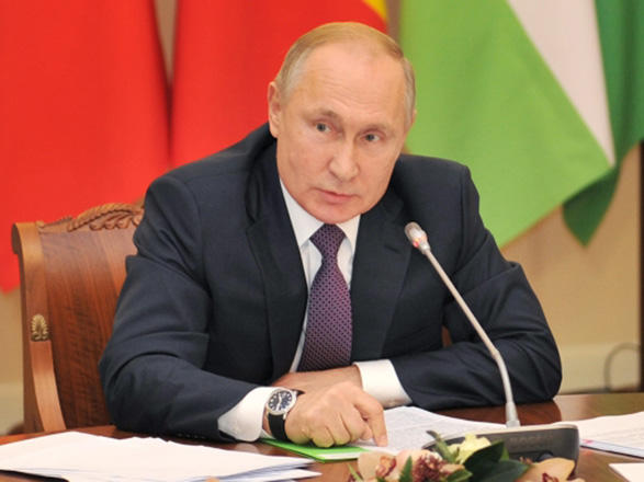 Putin: “Sərhədlərin delimitasiyası Azərbaycanla Ermənistan arasında sülh müqaviləsinin imzalanmasına imkan verəcək”