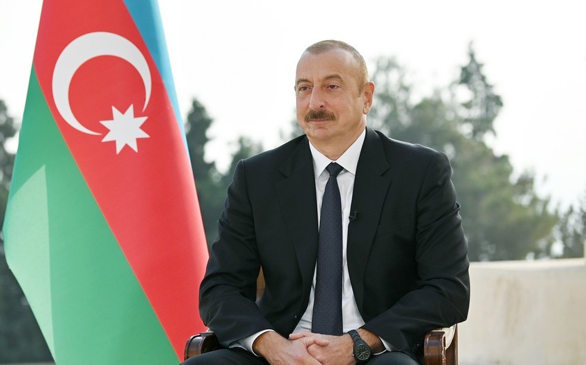 Əlcəzair lideri Azərbaycan Prezidentini təbrik etdi